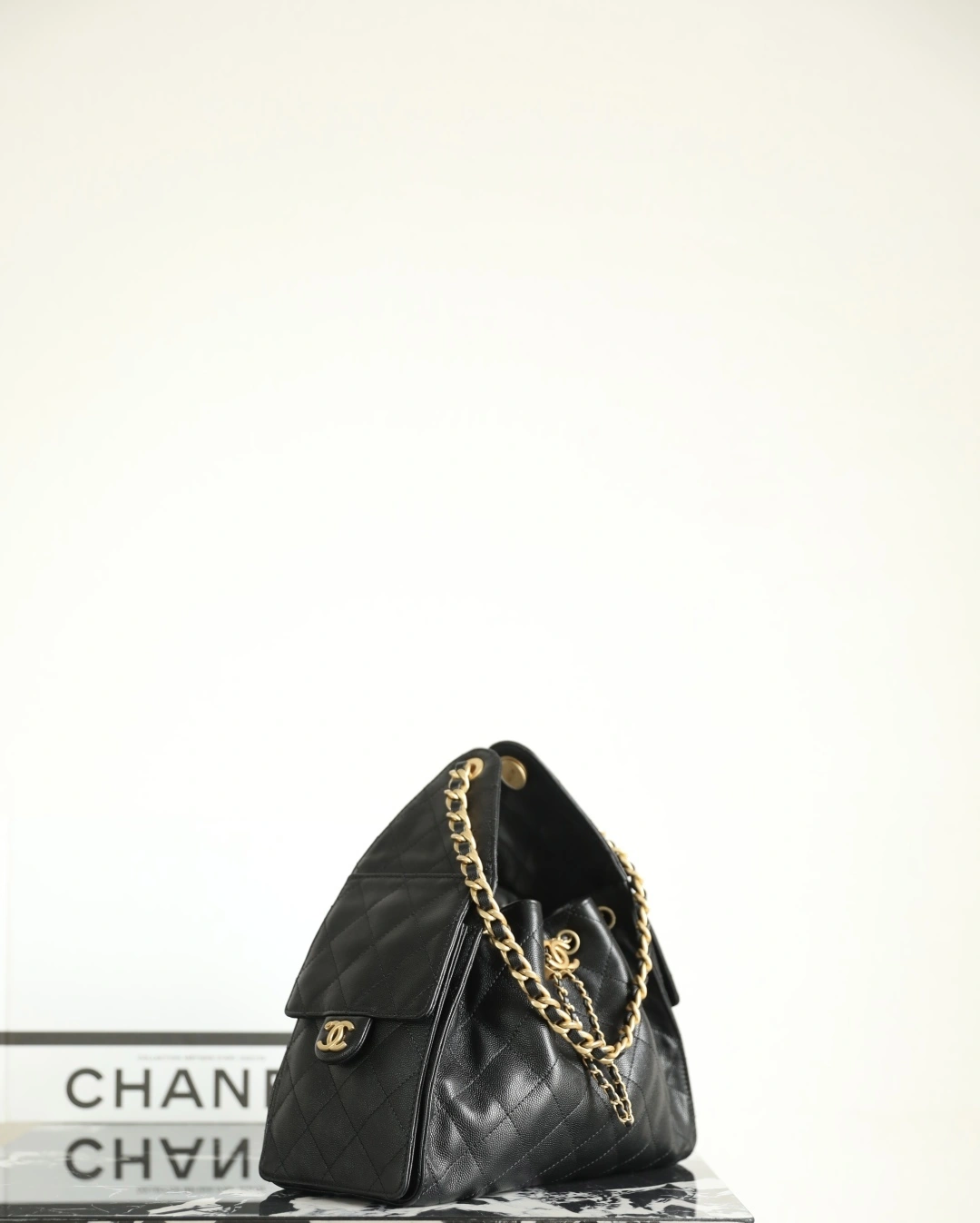 MOMO-- 3h1958 AS5553-B20304-94305 item:E-B000H1398H