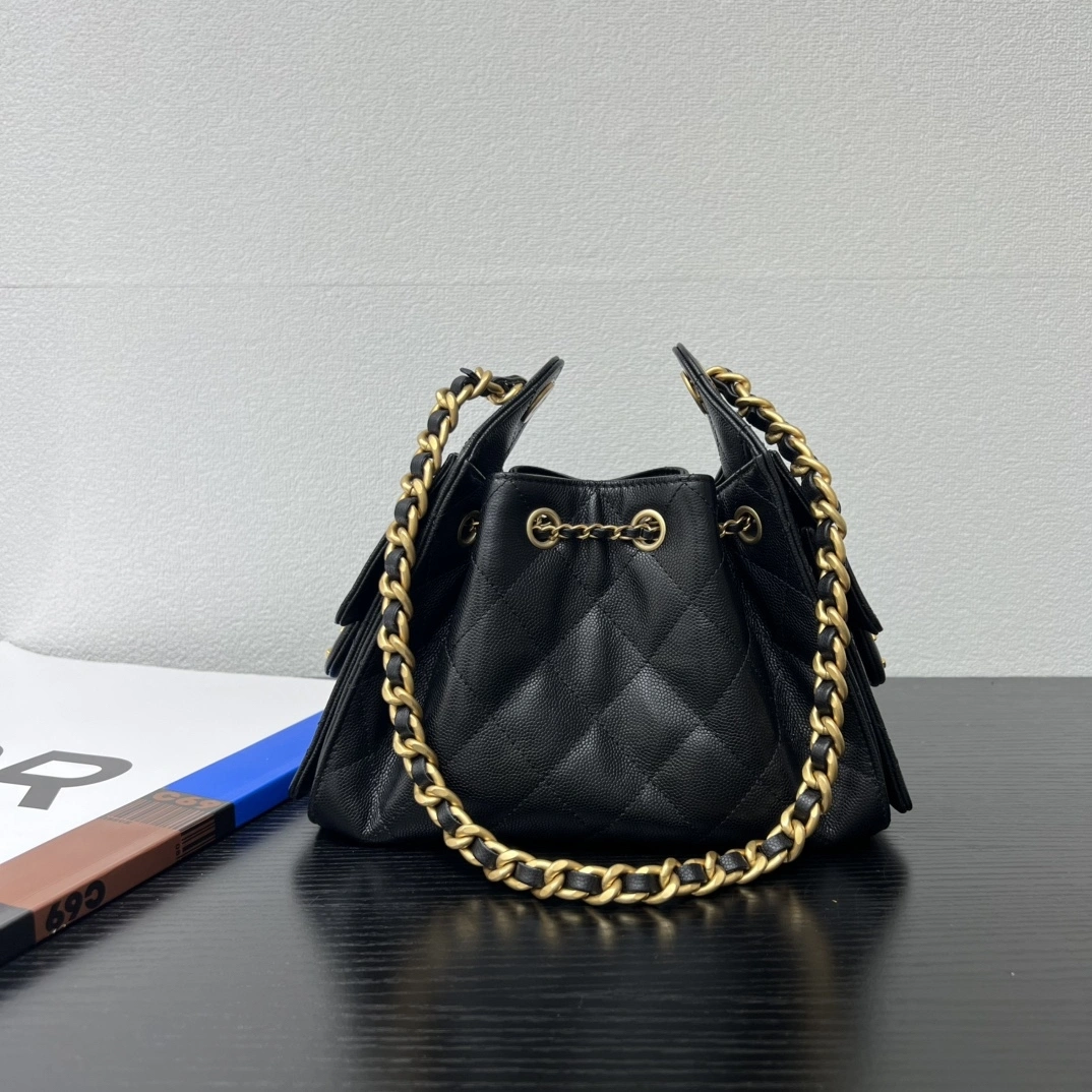 MOMO-- 3h1958 AS5631-B20304-94305 high quality version cowhide item:E-B000L1014W
