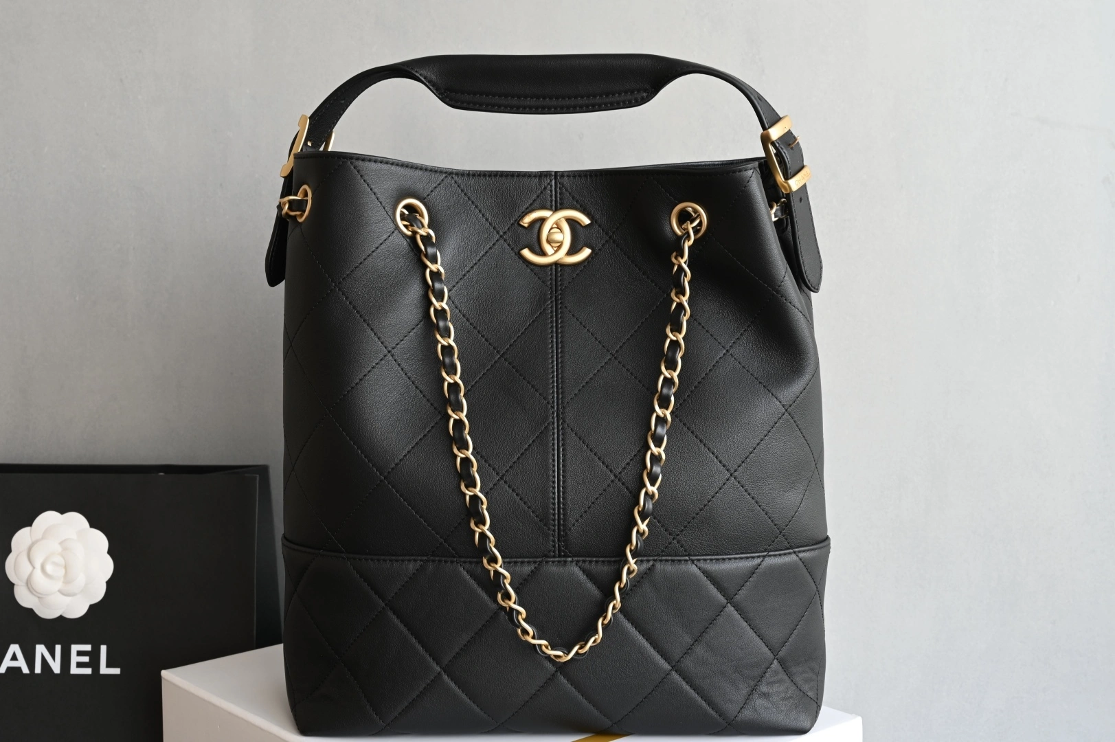 MOMO-- 3h1958 AS5636-B20829-94305 high quality version sheepskin item:E-B177I2111