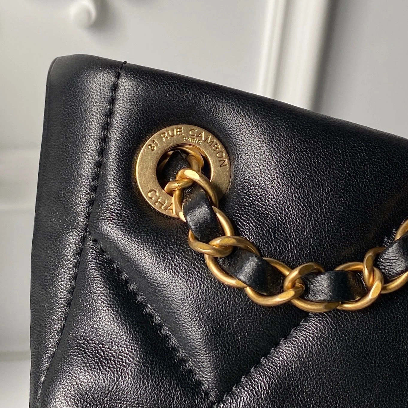 MOMO-- 3h1958 AS5740-B22139-94305 high quality version sheepskin item:E-B000J1943