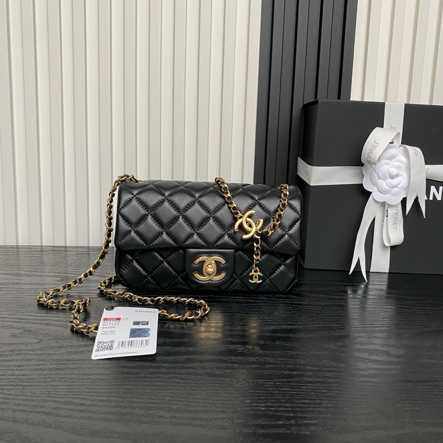 MOMO-- 3h1958 AS5759-B21572-94305 high quality version sheepskin item:E-B177H2526