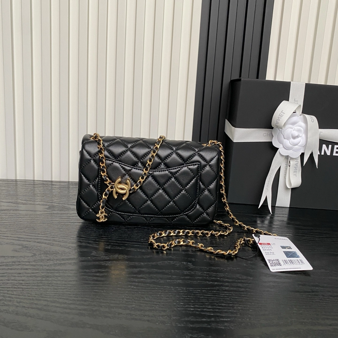 MOMO-- 3h1958 AS5759-B21572-94305 high quality version sheepskin item:E-B177H2526