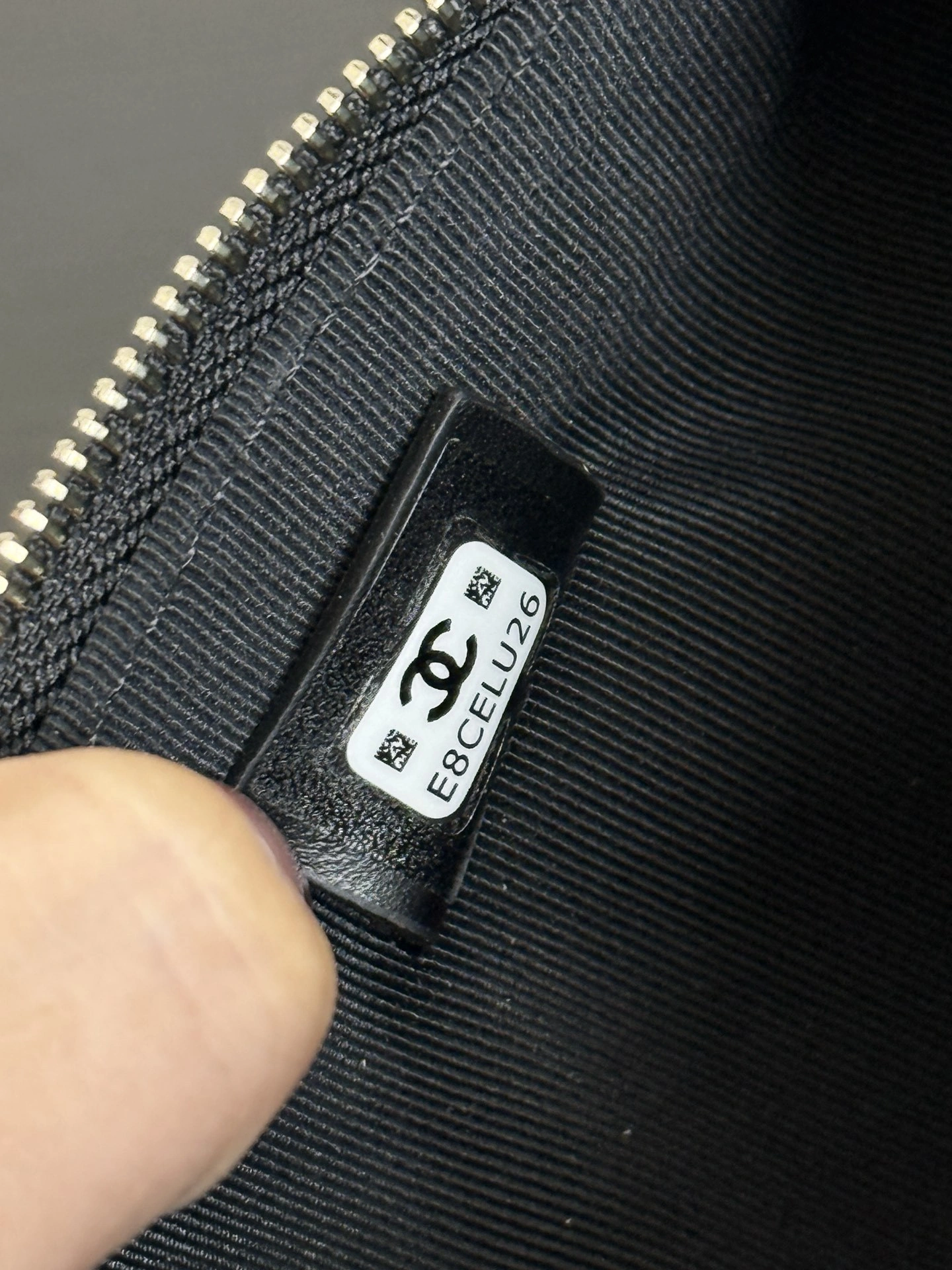 MOMO-- 3h1958 P4484-B19362-94305 high quality version item:E-B845J1906