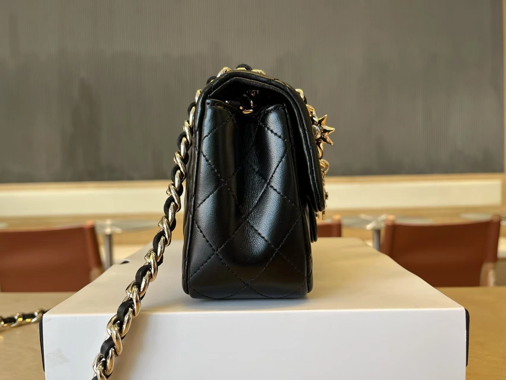 MOMO-- 3h1958 high quality version sheepskin item:E-B108K0601F