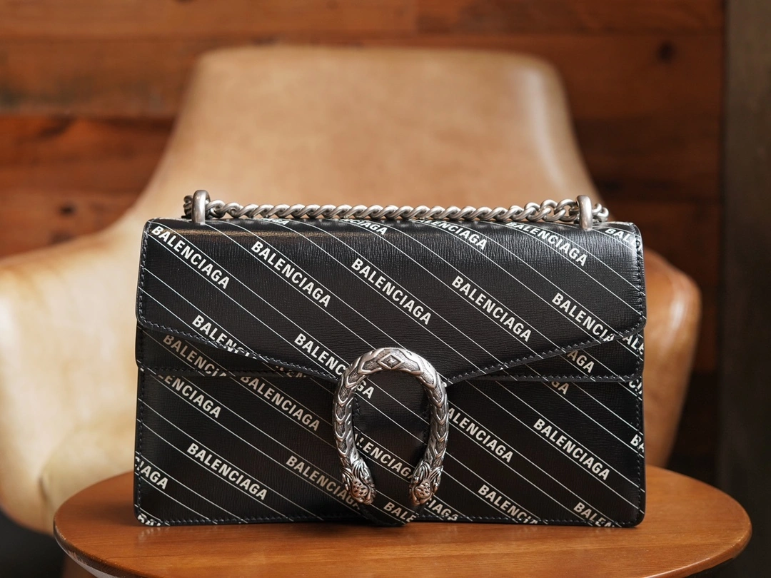MOMO-- 400249-UK60N-1089 high quality version item：C-B461H1665Q