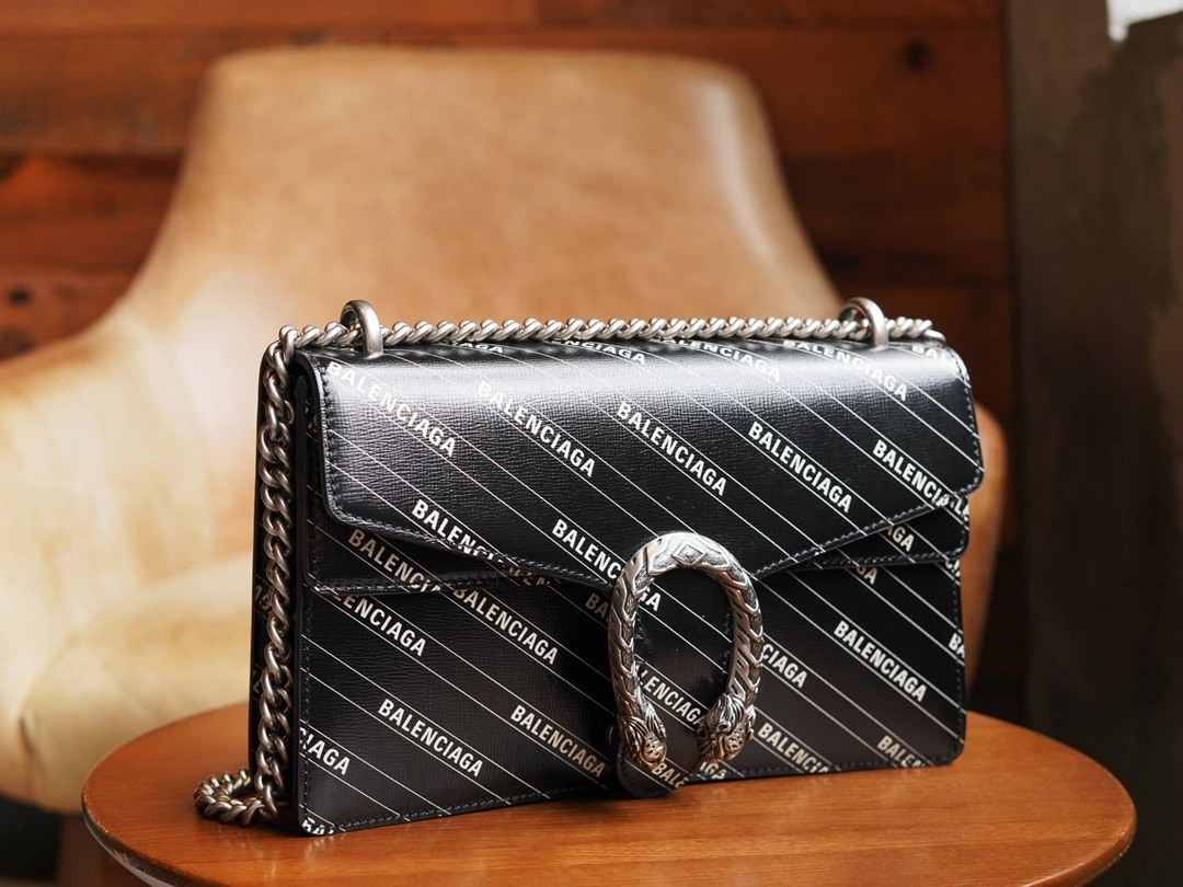 MOMO-- 400249-UK60N-1089 high quality version item：C-B461H1665Q