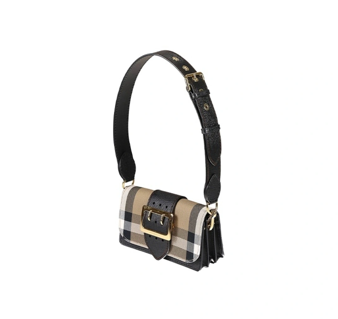 &MOMO-- 40224601 item:D-B278A2315R