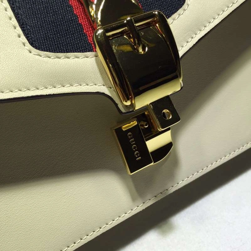 *MOMO---421882 item : A-B00H0121