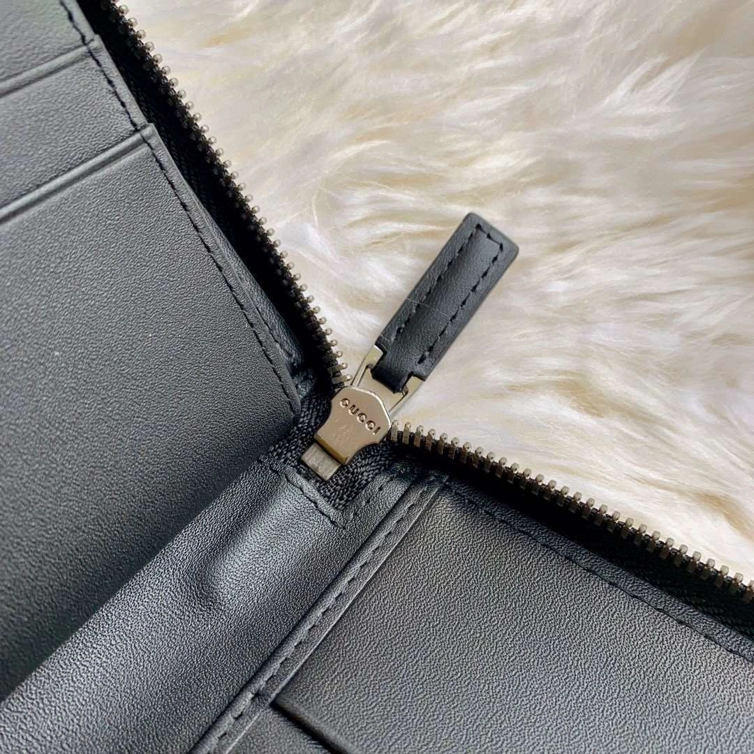 *MOMO---447906 cowhide item : A-B040G3021