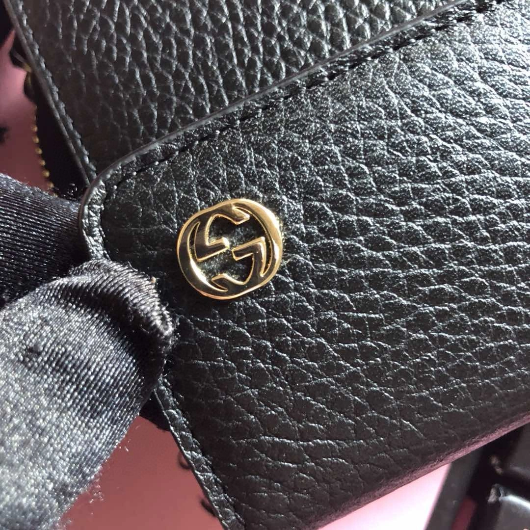 MOMO---449397 cowhide item : A-B063H1839A