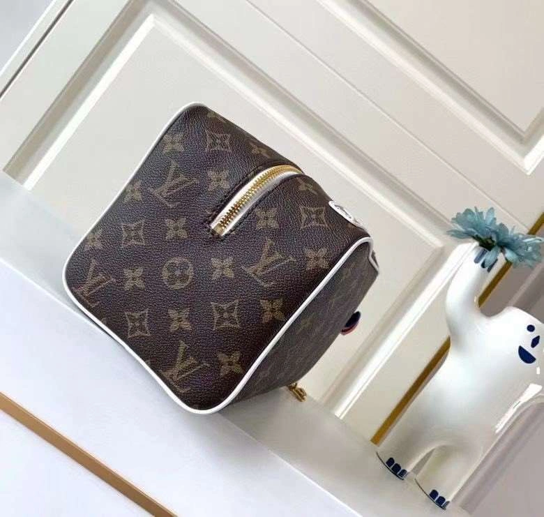 &MOMO-- 45588 item : A-B330H0150