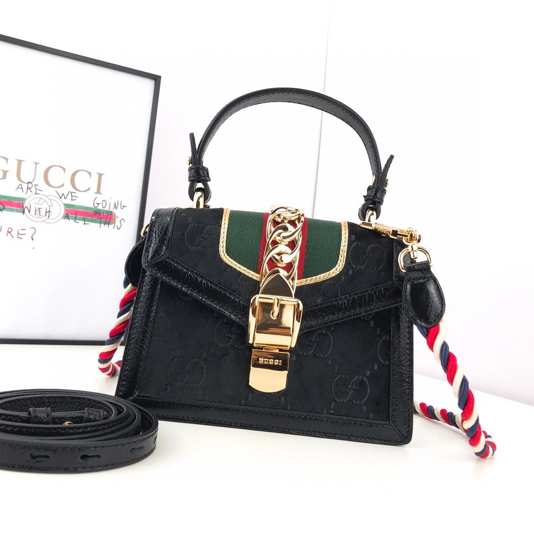 MOMO---470270 item : A-B00H1749A