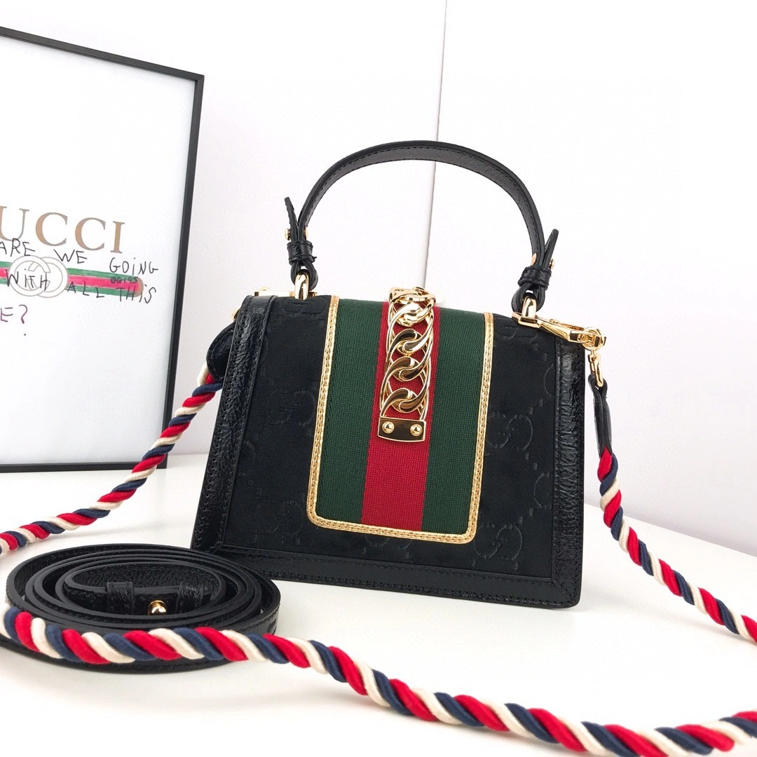 MOMO---470270 item : A-B00H1749A