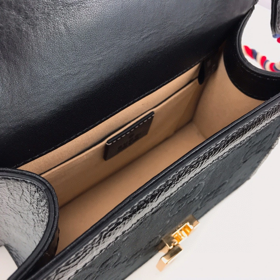 MOMO---470270 item : A-B00H1749A