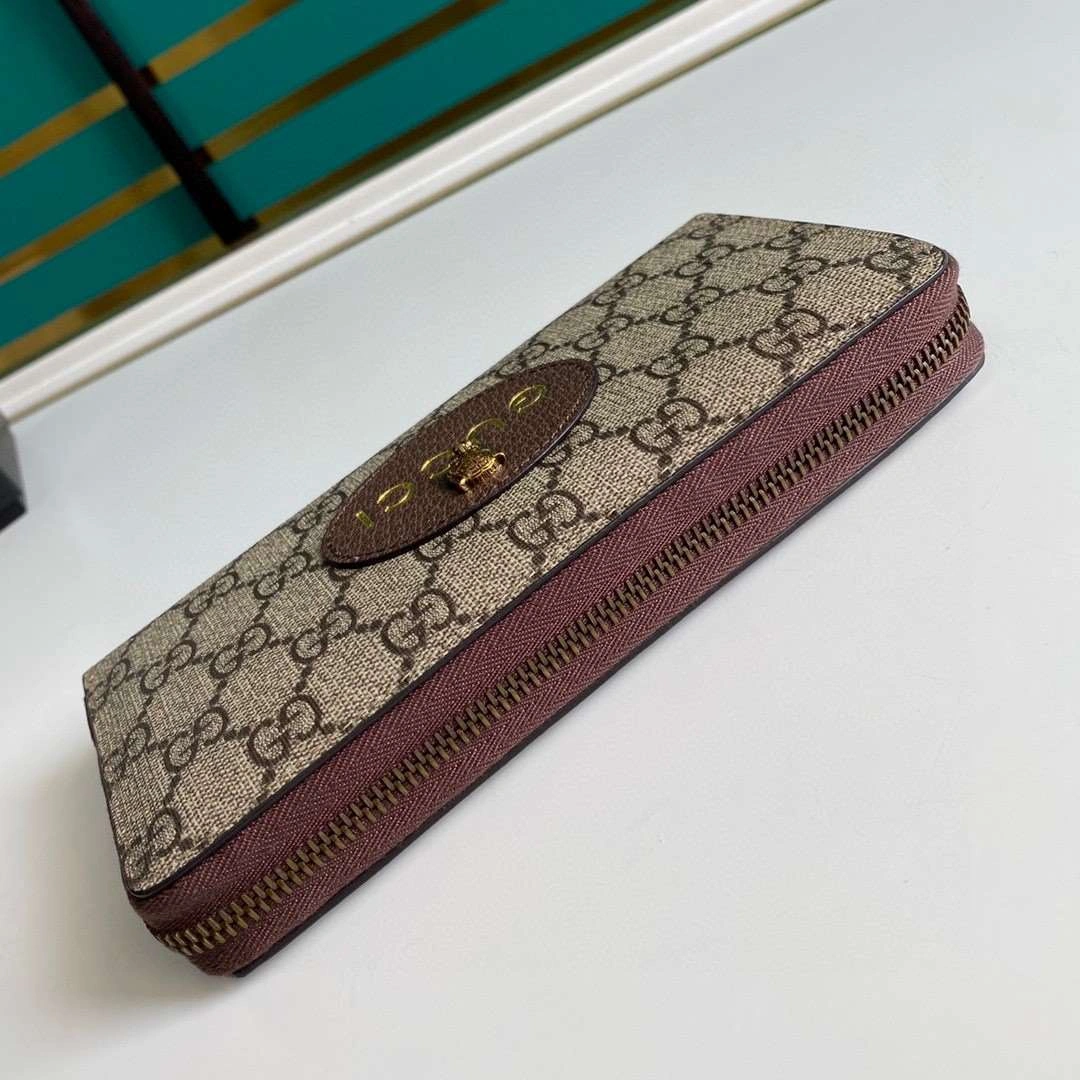 *MOMO---473953 cowhide item : A-B202G3129