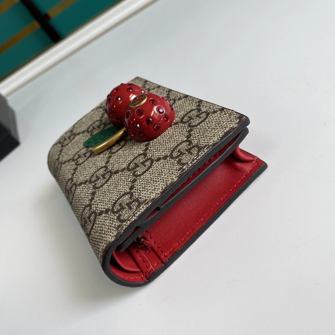 MOMO---476050 cowhide item : A-B00H1909A