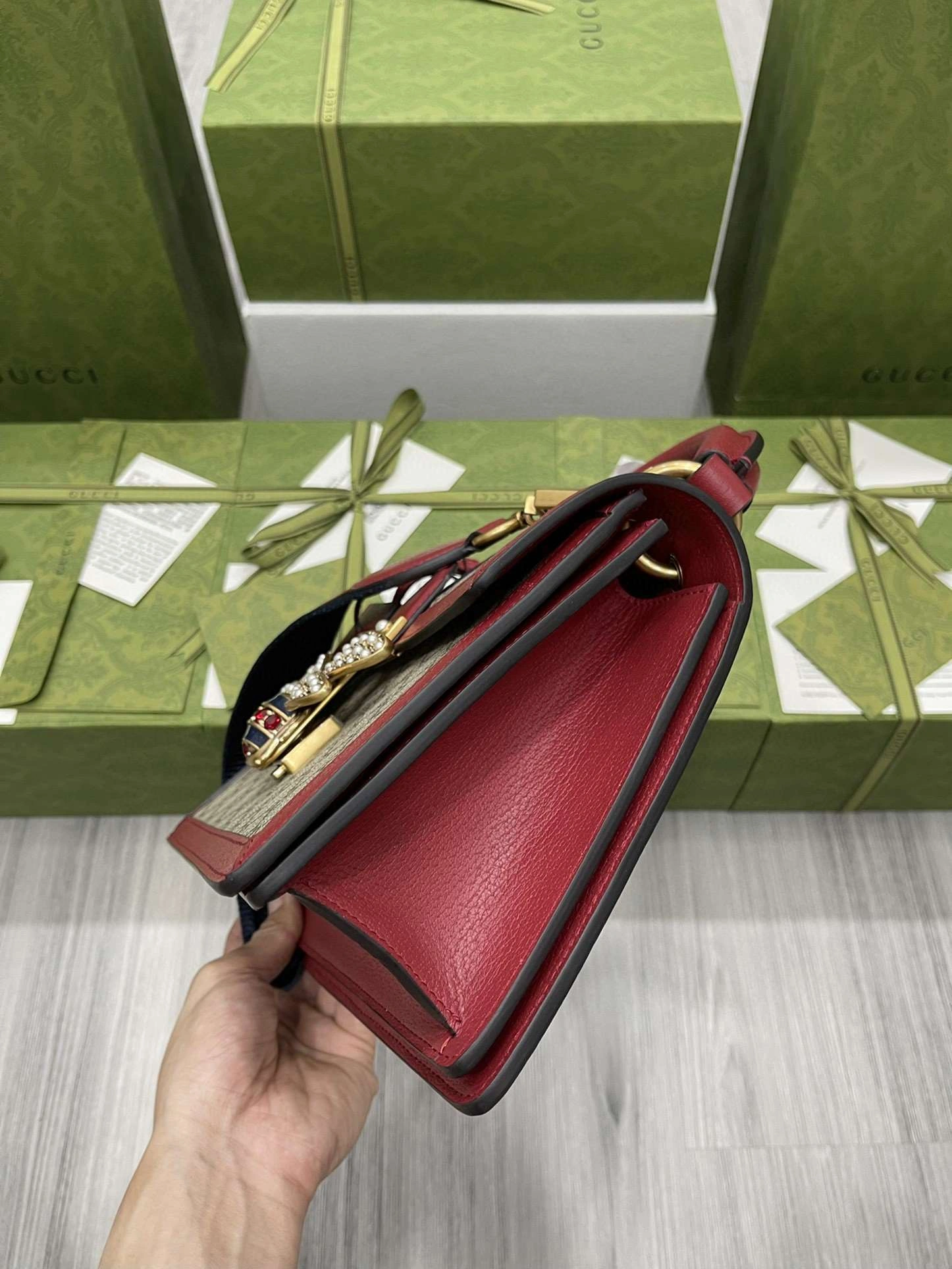 *MOMO---476541 item : A-B050H0444