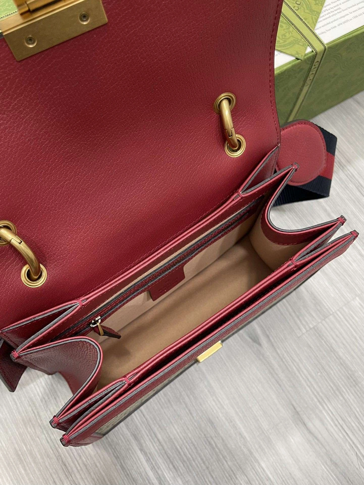 *MOMO---476541 item : A-B050H0444
