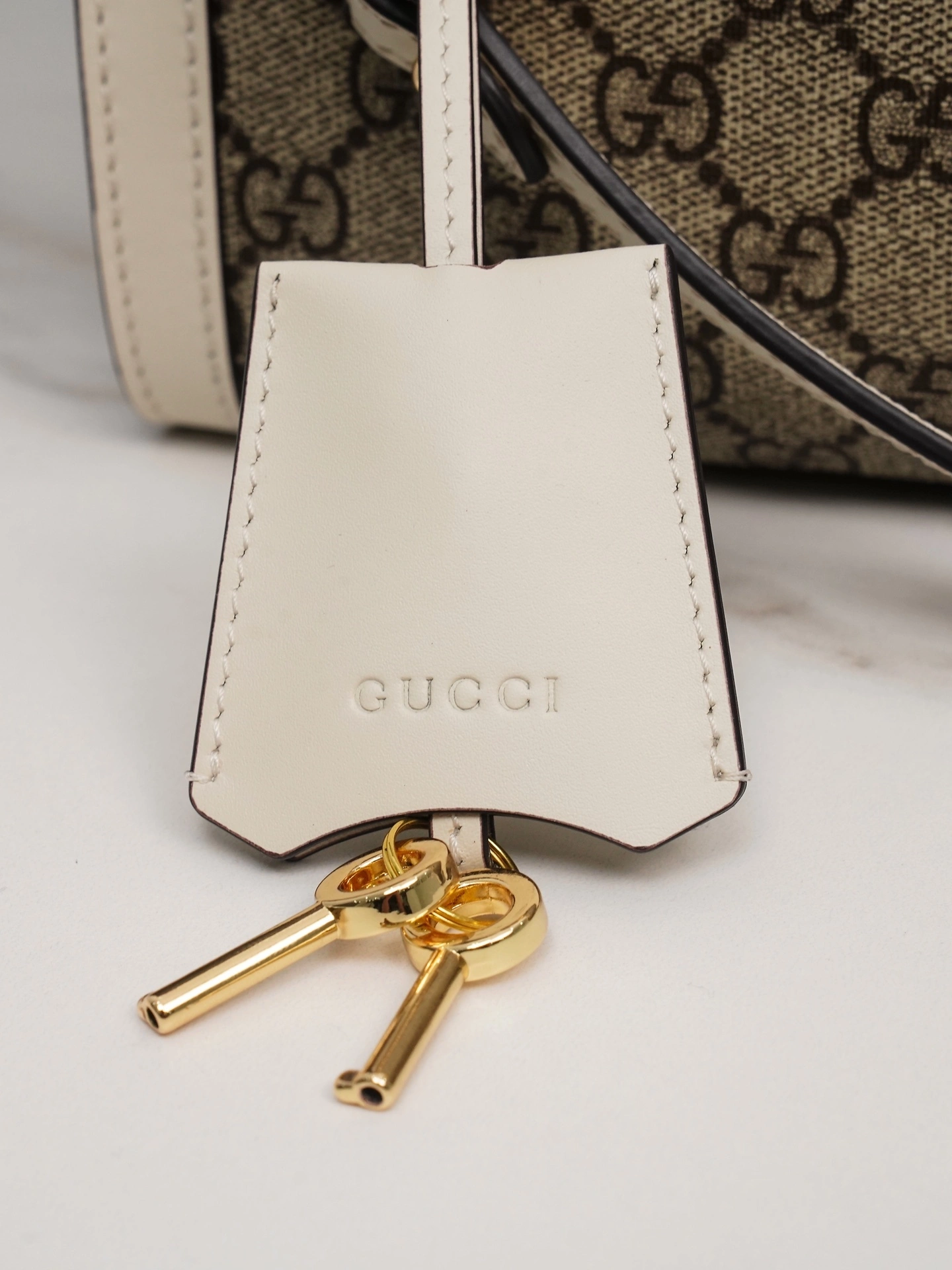 MOMO-- 479197-KHNKG-9761 high quality version item：C-B461H1781Q