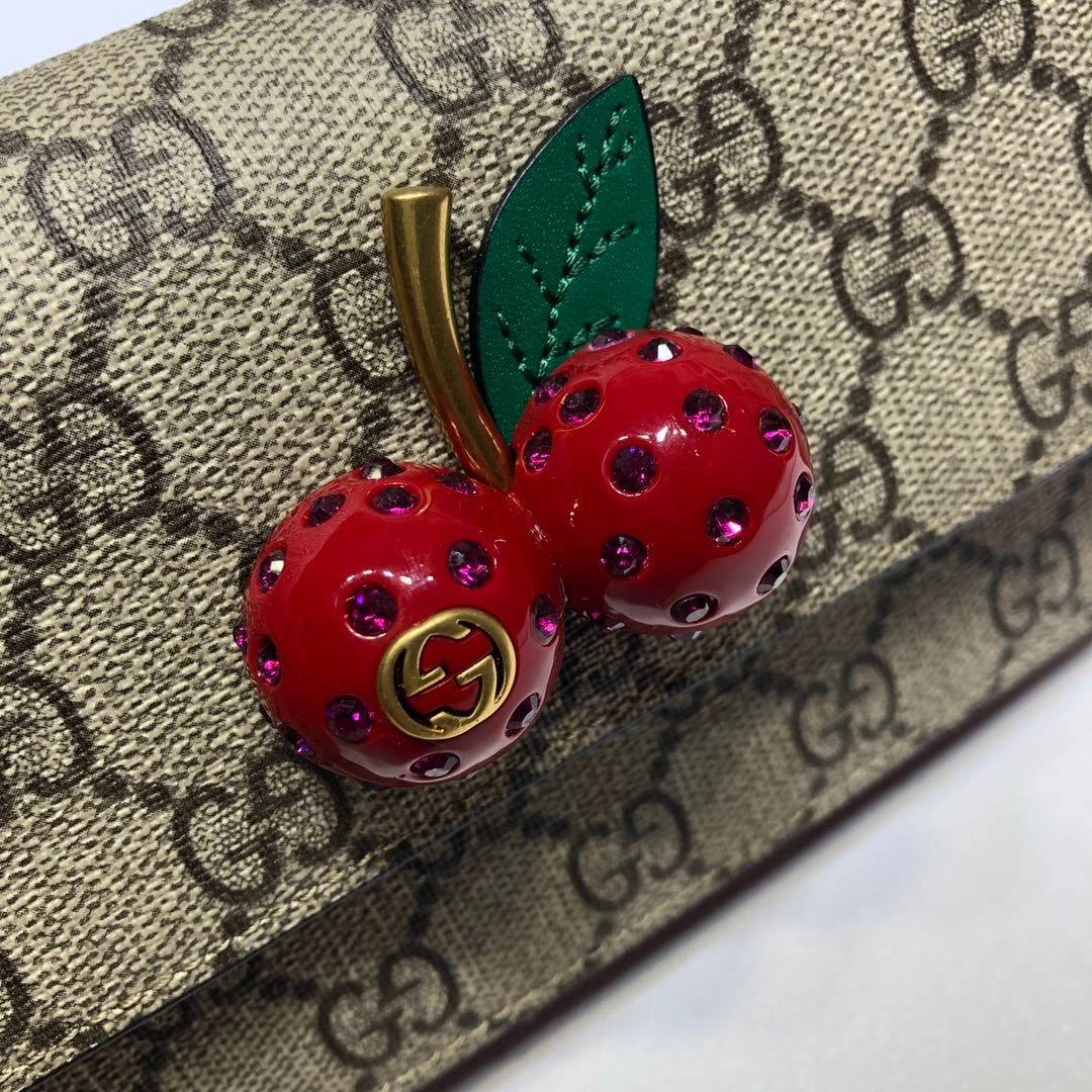 MOMO-- 481291-K9GXT-8694 item:D-B063E1104