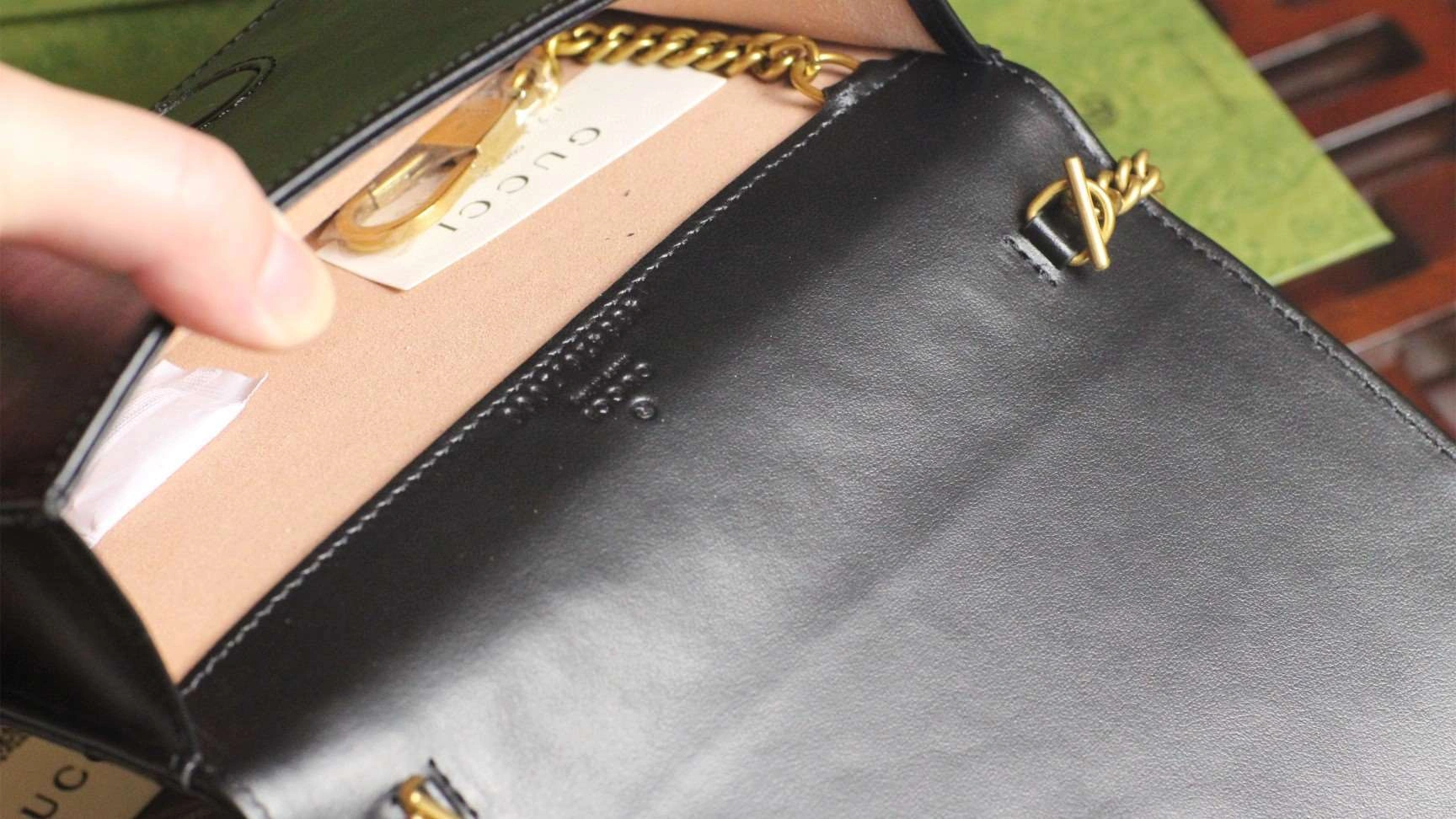 &*MOMO---488426 cowhide item : A-B040G3144