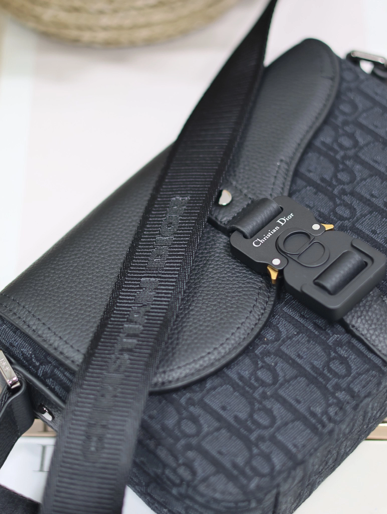 MOMO-- 4ior 1ADPO049YKS-H00N high quality version cowhide item:E-B000I0357