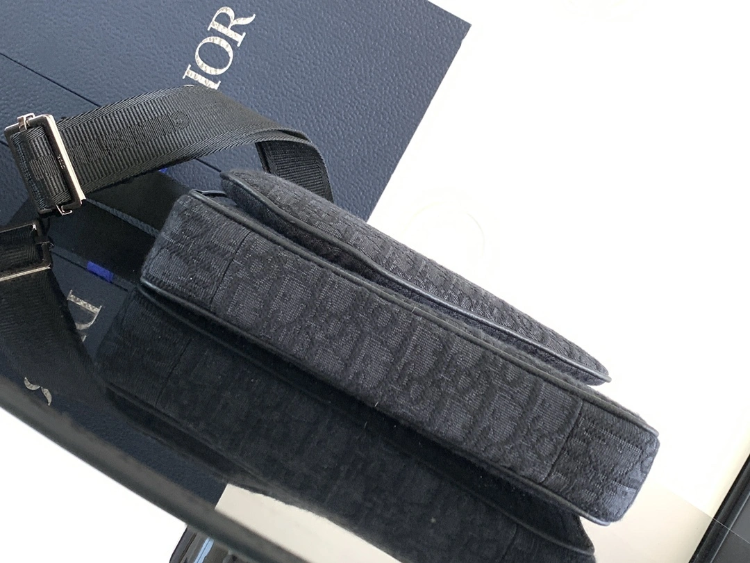 MOMO-- 4ior 1ADPO276YKY-H03E high quality version item:E-B177I2011