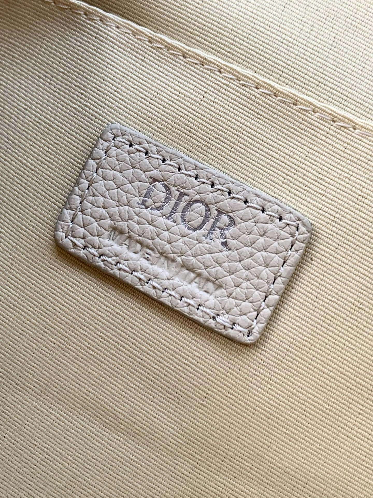 &MOMO-- 4ior 1ESBA205LLG_H115 high quality version cowhide item:E-B813A1290