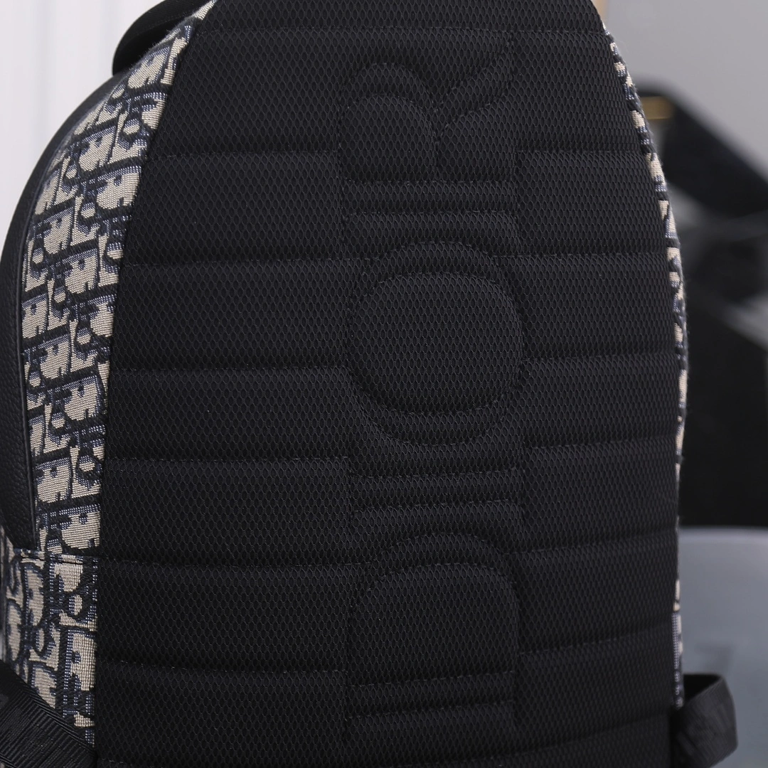 MOMO-- 4ior 1VOBA088YKY_H28E item:D-B000H1501