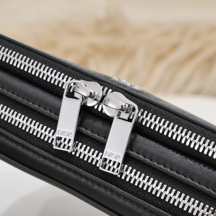 MOMO-- 4ior 2ESBC119VPD_H03E cowhide item:D-B000H1517