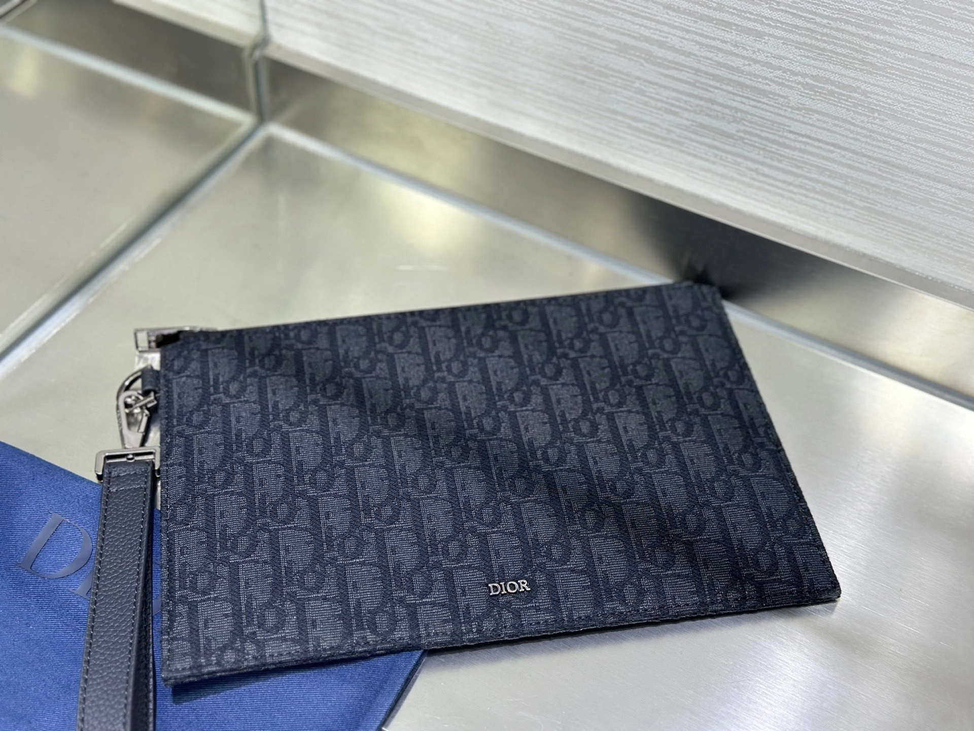 MOMO-- 4ior 2ESCA548YSE-H03E high quality version cowhide item:E-B177I2018