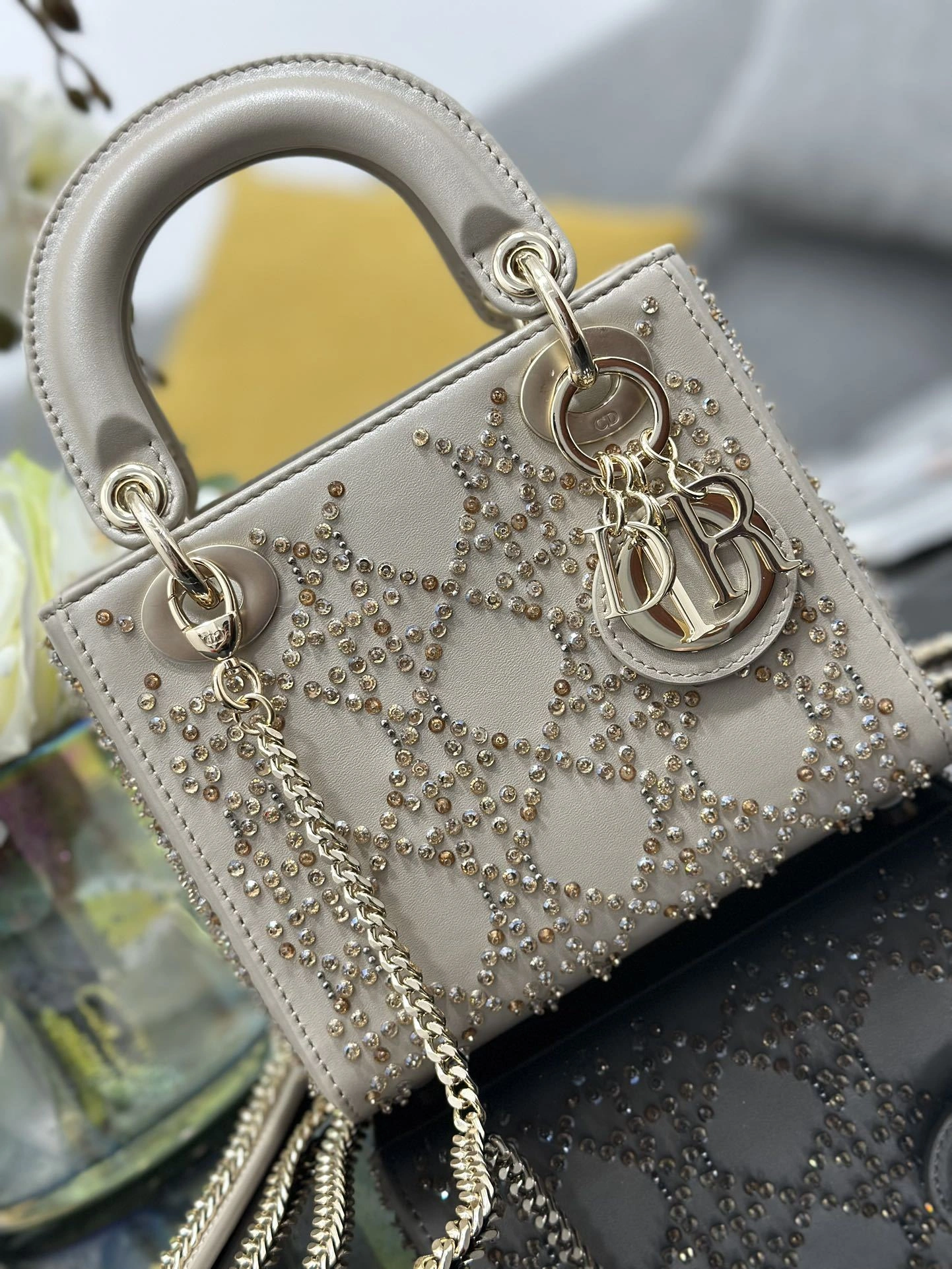 MOMO-- 4ior M0505OREJ_M971 high quality version cowhide item:D-B000J2504