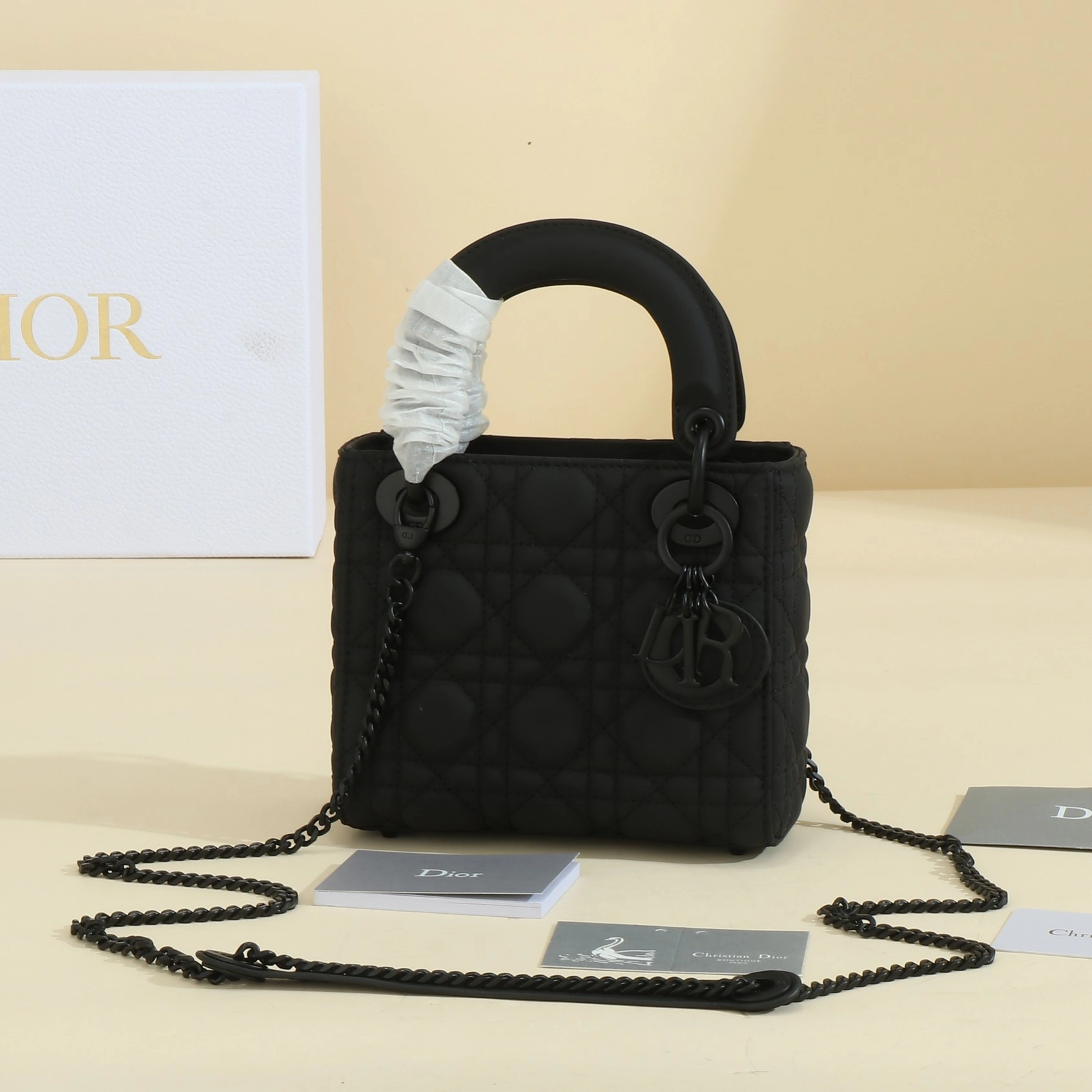 MOMO-- 4ior M0505SLOI-M989 high quality version lady cowhide item:E-B000L2036T