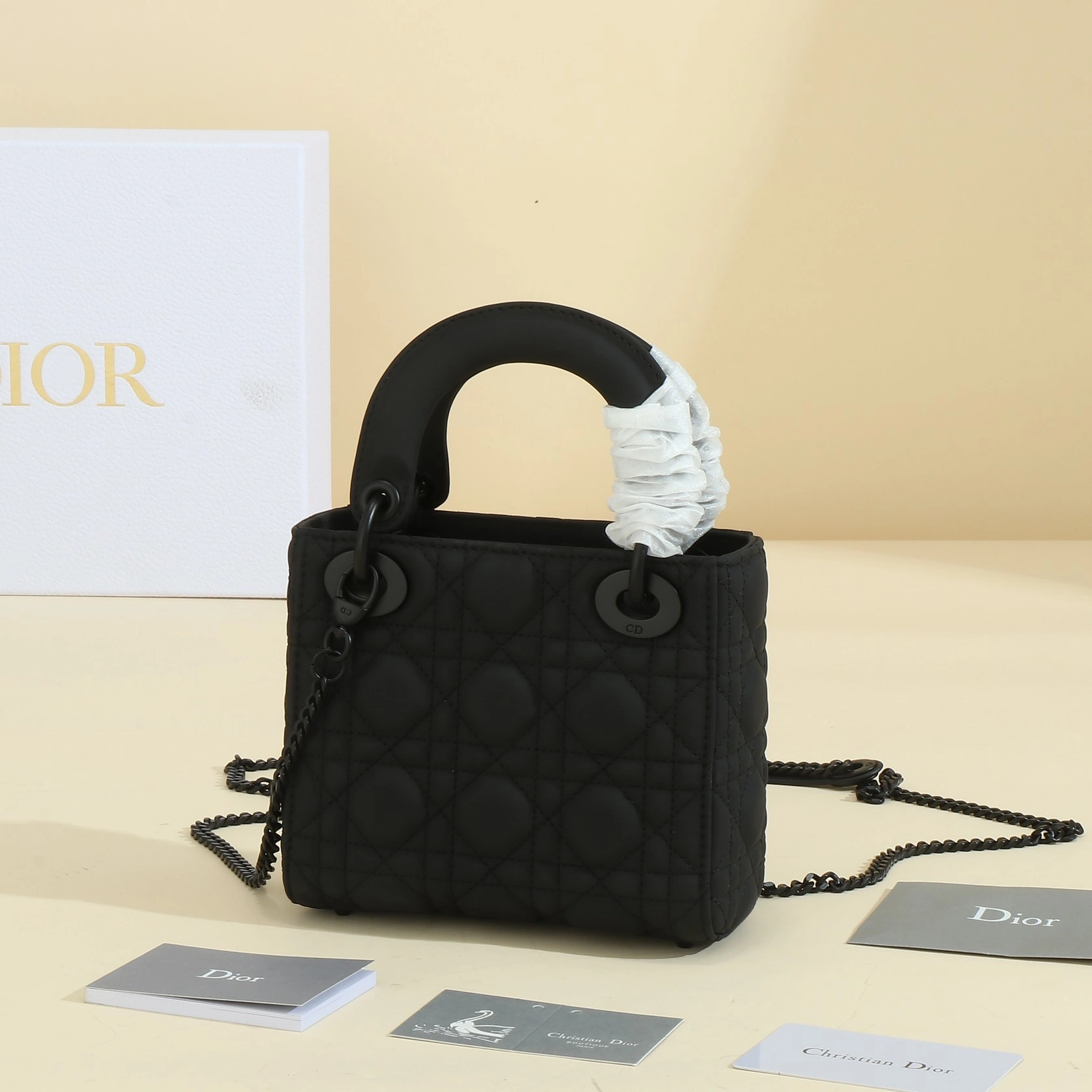 MOMO-- 4ior M0505SLOI-M989 high quality version lady cowhide item:E-B000L2036T