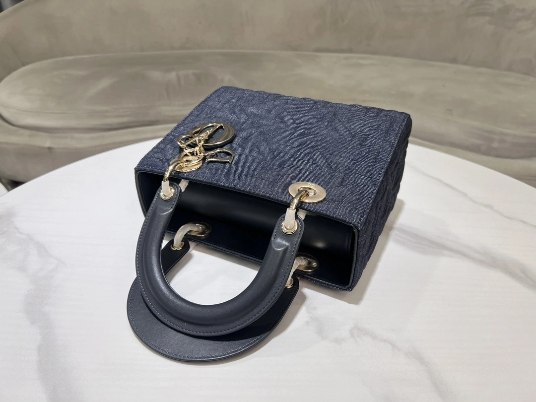 MOMO-- 4ior M0565ODCZ_M49E high quality version Lady cowhide item:D-B000J2513