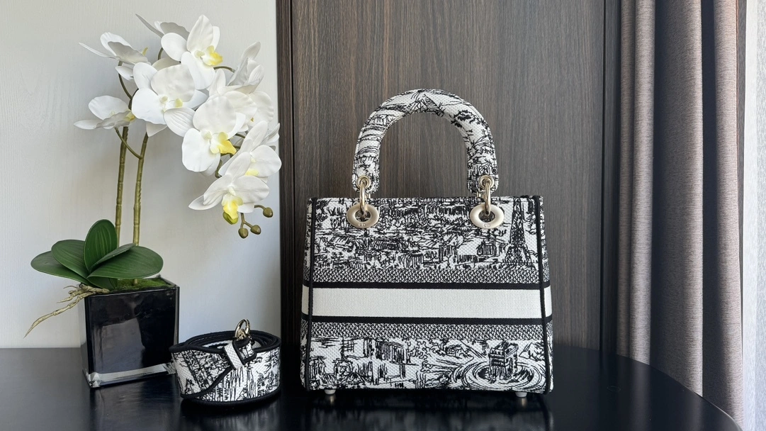 &MOMO-- 4ior M0565OEGI_M933 high quality version Lady D-Lite item:D-B000J3010