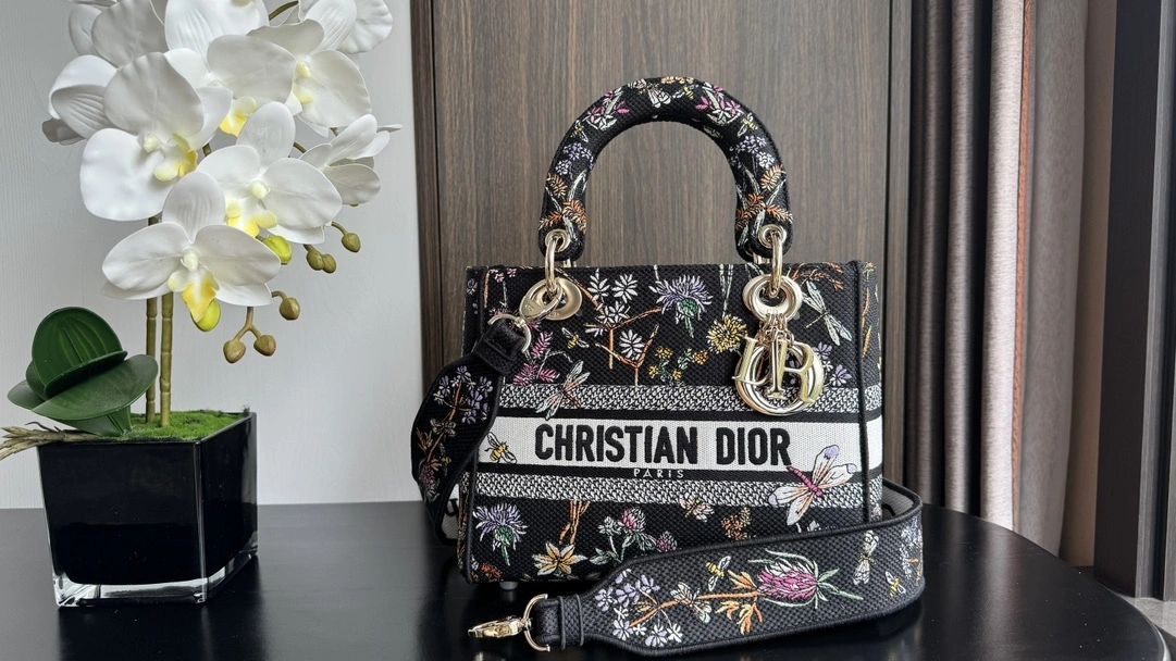 MOMO-- 4ior M0565OEGM_M911 high quality version Lady D-Lite item:D-B000J3002