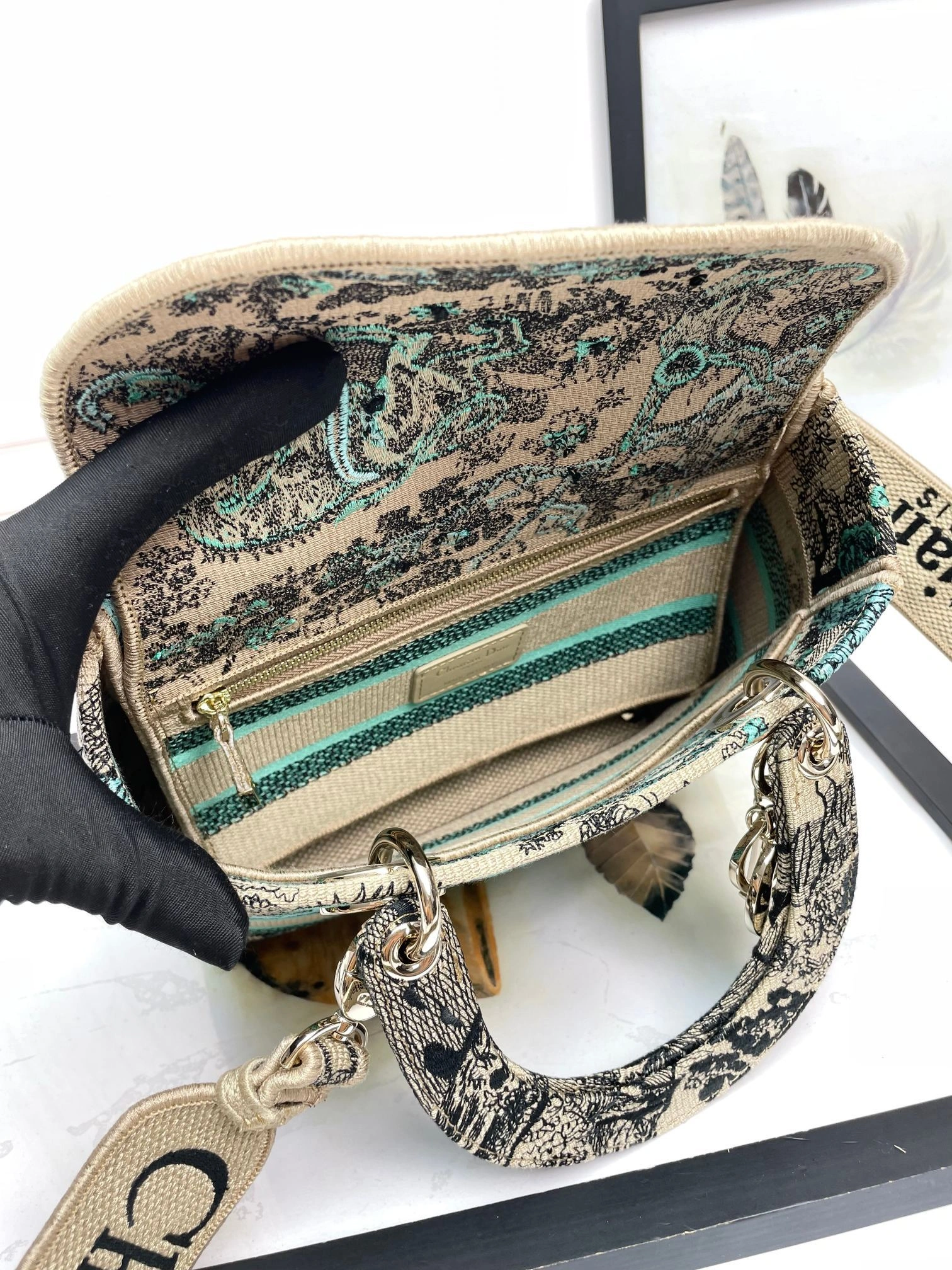 MOMO-- 4ior M0565OEGO_M51E high quality version Lady D-Lite item:D-B000I1322