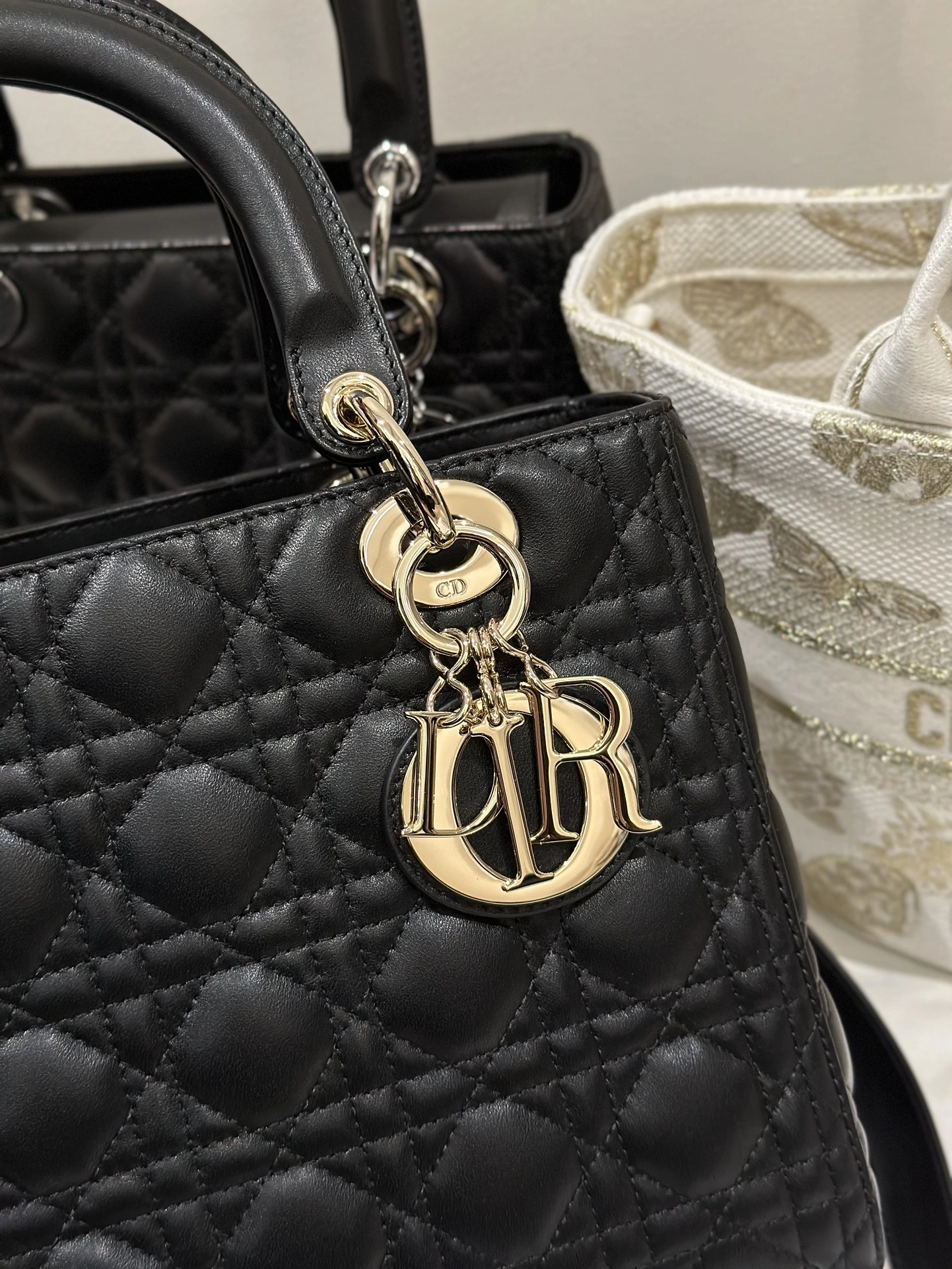 MOMO-- 4ior M0565ONGE-M900 high quality version sheepskin item：D-B340J2198H