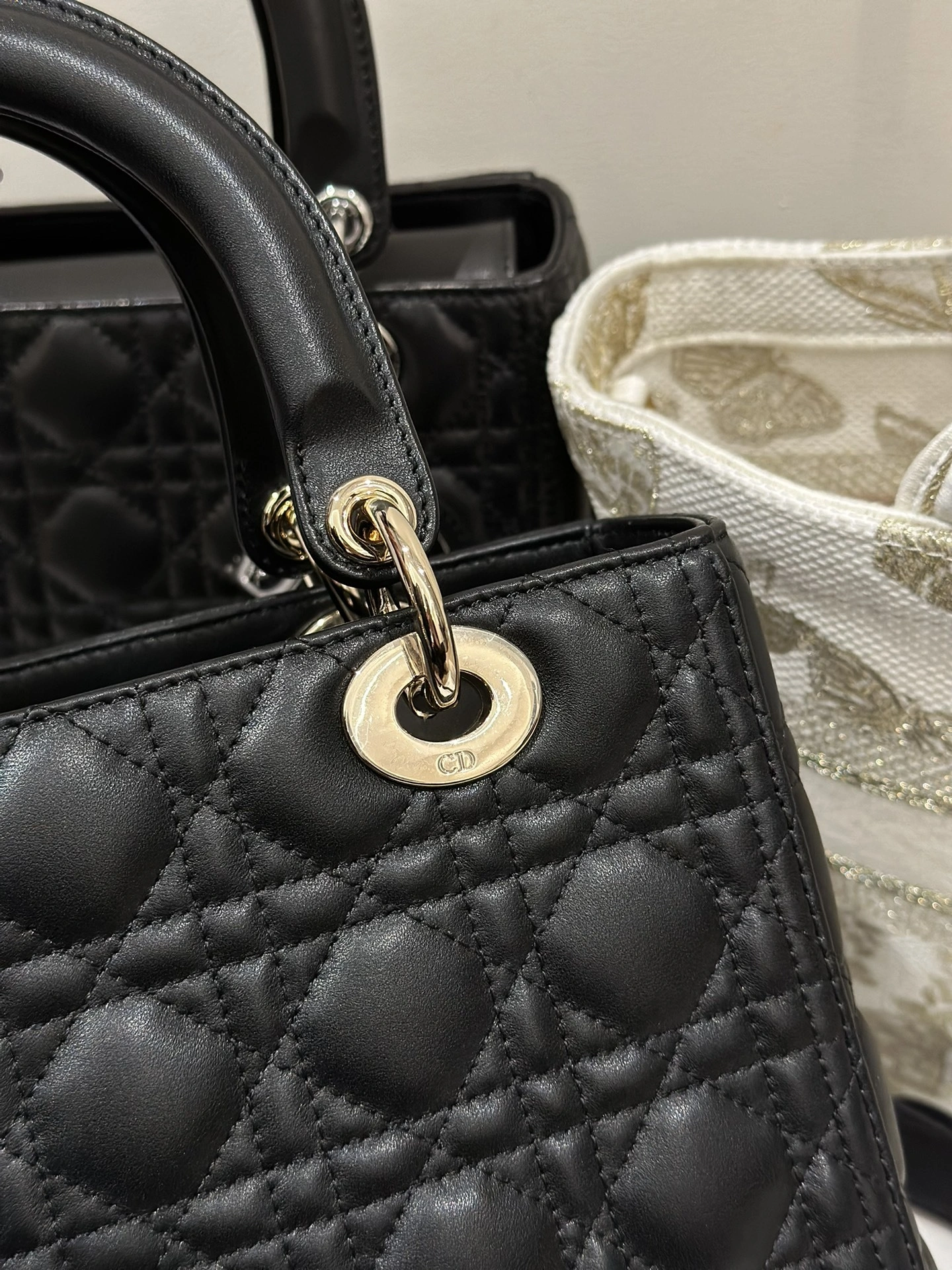 MOMO-- 4ior M0565ONGE-M900 high quality version sheepskin item：D-B340J2198H