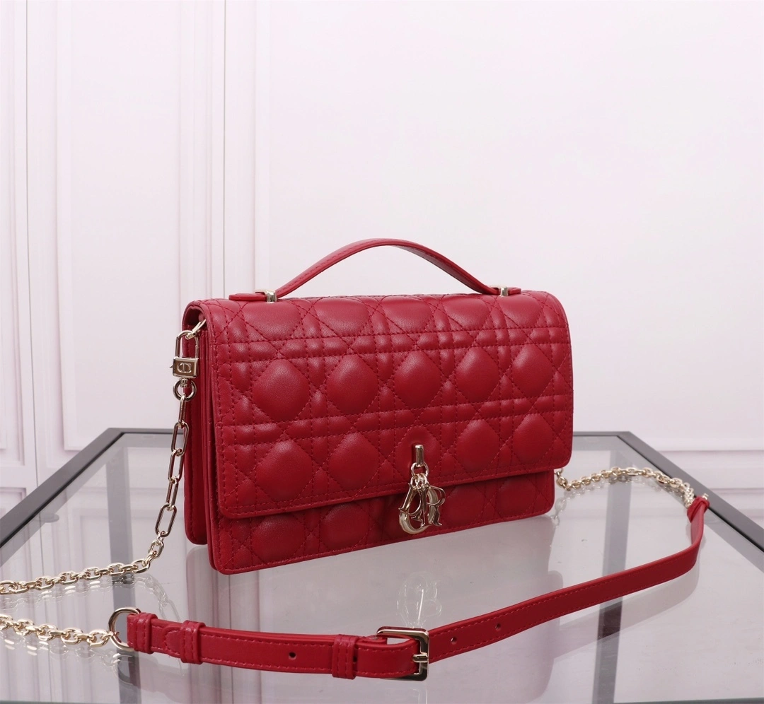 MOMO-- 4ior M0997ONGE-M61R high quality version Miss sheepskin item:E-B000L2050T