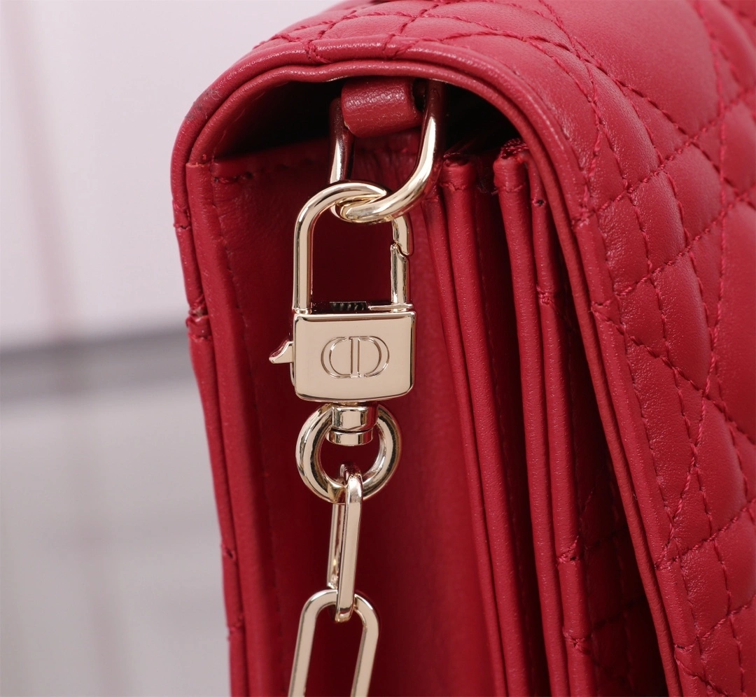 MOMO-- 4ior M0997ONGE-M61R high quality version Miss sheepskin item:E-B000L2050T
