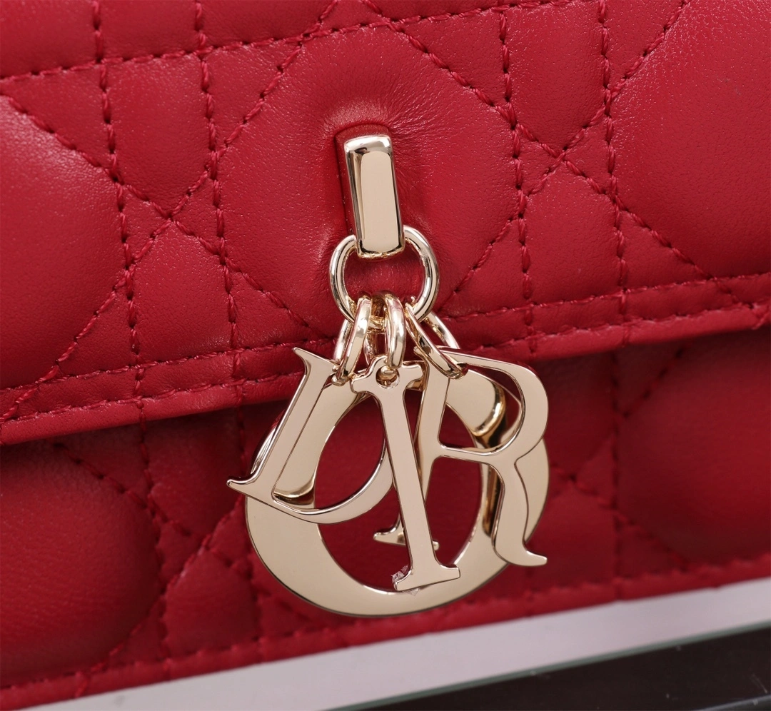 MOMO-- 4ior M0997ONGE-M61R high quality version Miss sheepskin item:E-B000L2050T