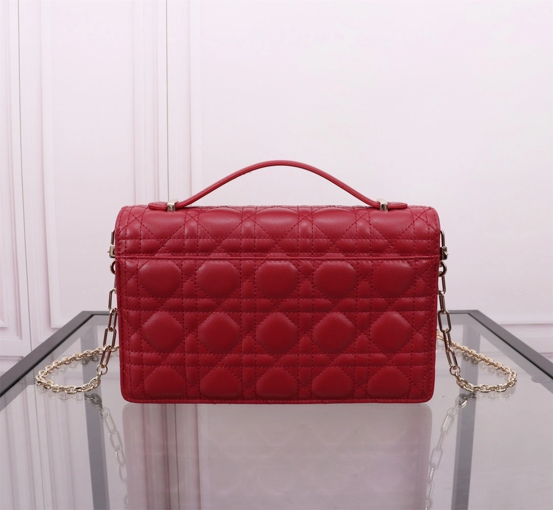 MOMO-- 4ior M0997ONGE-M61R high quality version Miss sheepskin item:E-B000L2050T