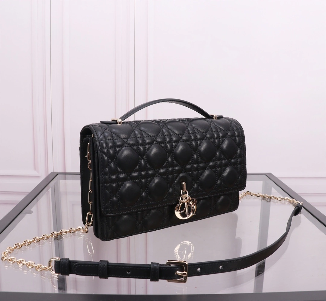 MOMO-- 4ior M0997ONGE-M900 high quality version Miss sheepskin item:E-B000L2051T