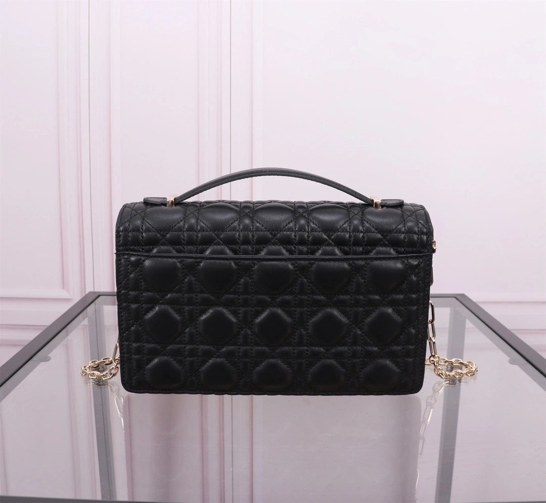 MOMO-- 4ior M0997ONGE-M900 high quality version Miss sheepskin item:E-B000L2051T