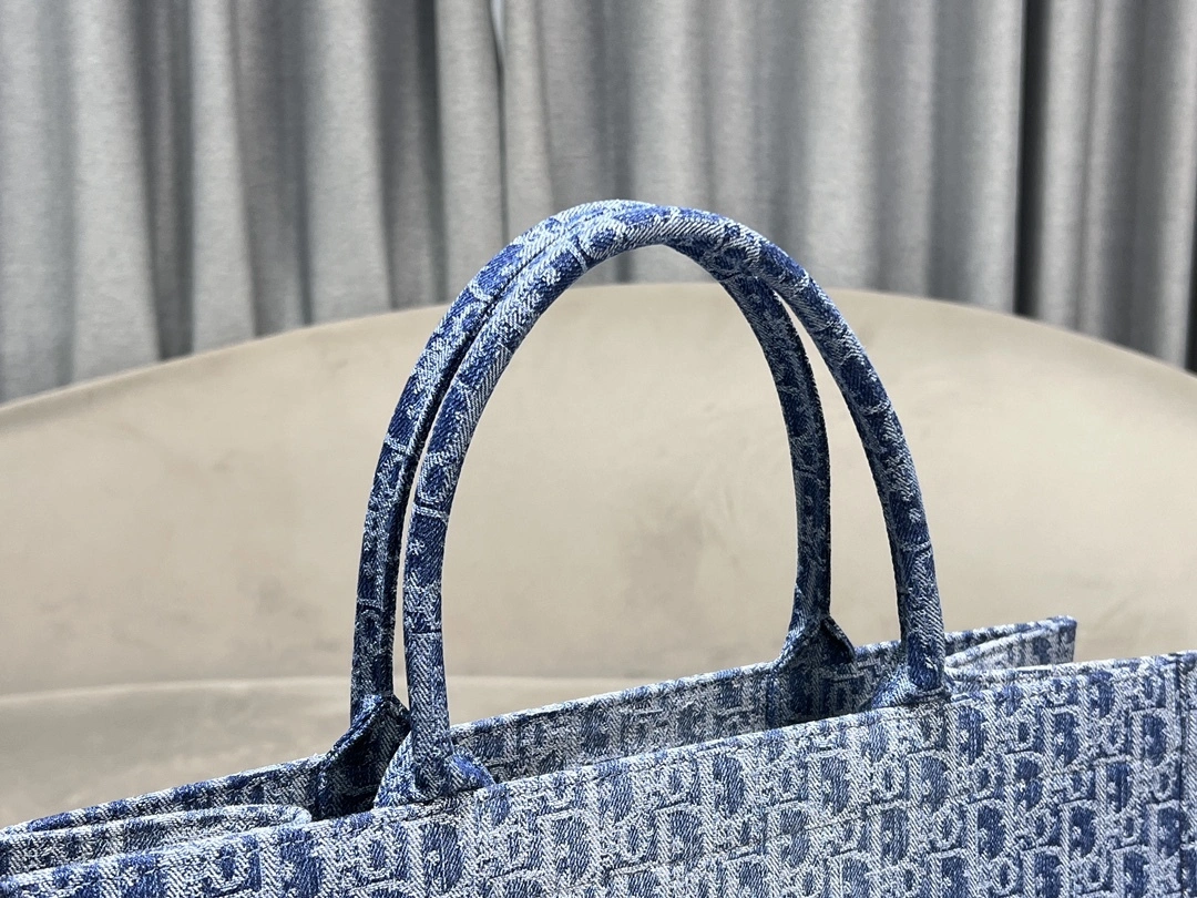 MOMO-- 4ior M1286ZEGC_M49E high quality version Book Tote item:D-B000K0417