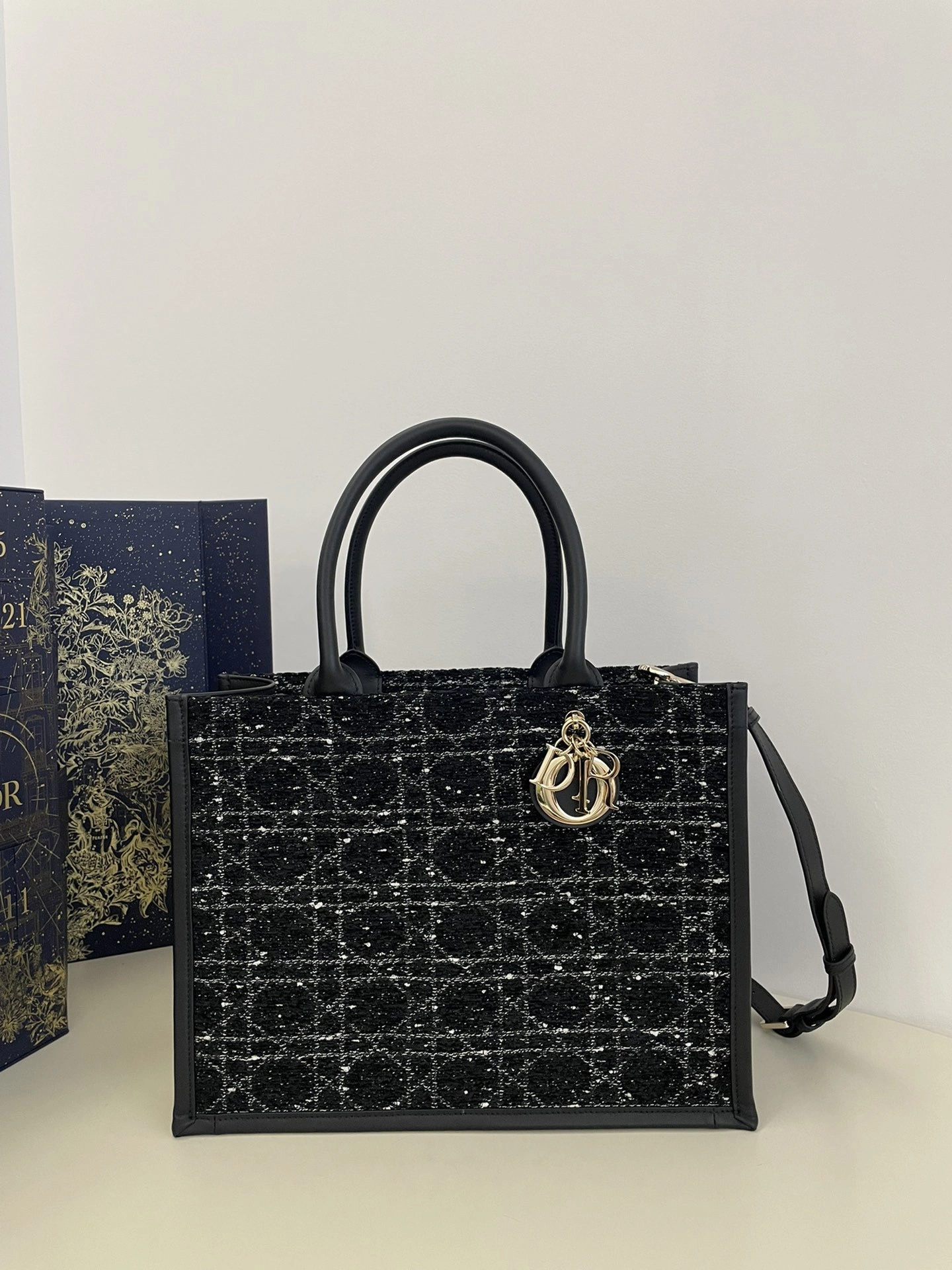 MOMO-- 4ior M1324OTKV_M911 high quality version Tote cowhide item:E-B813A1279