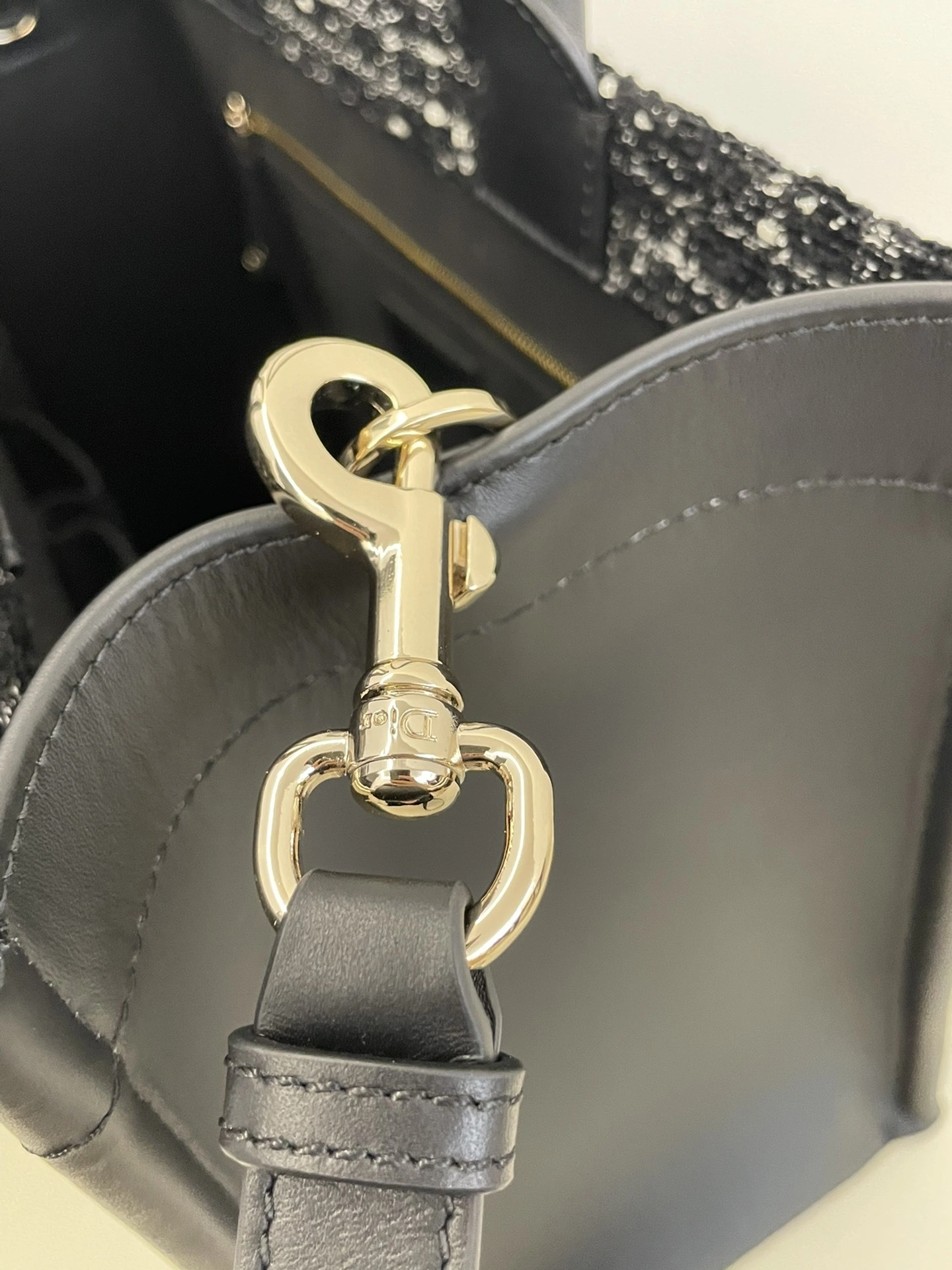 MOMO-- 4ior M1324OTKV_M911 high quality version Tote cowhide item:E-B813A1279