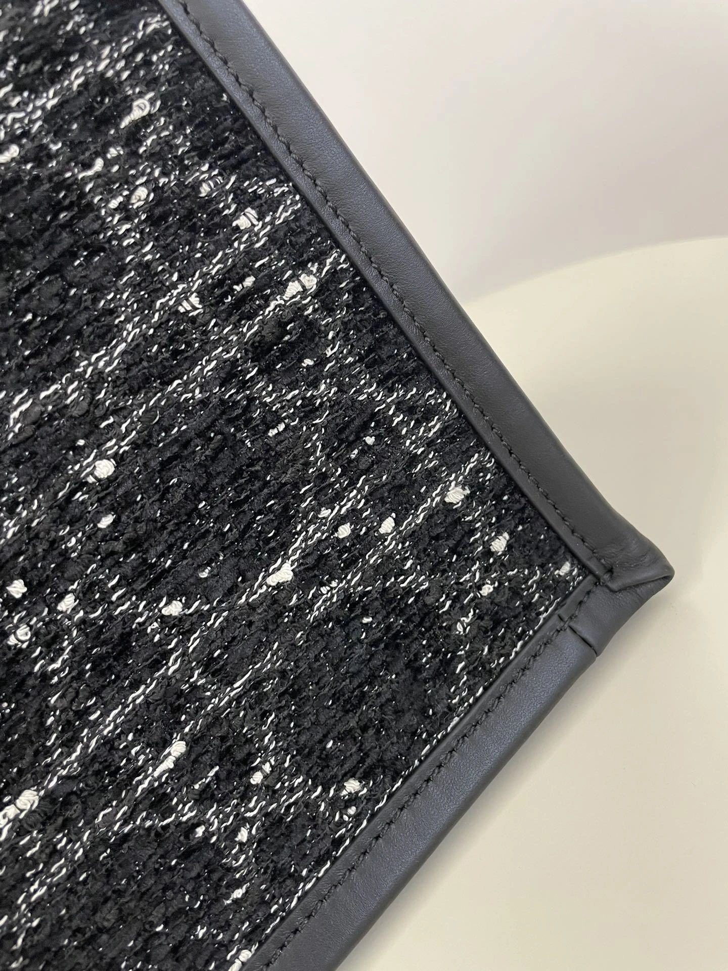 MOMO-- 4ior M1324OTKV_M911 high quality version Tote cowhide item:E-B813A1279